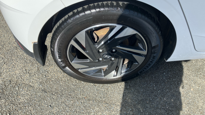 Hyundai i20 1.0T GDi 48V MHD SE Connect 5dr Petrol Hatchback